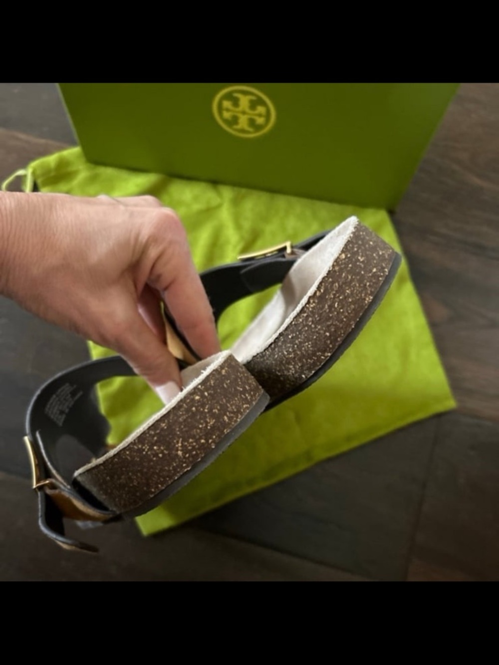 NIB ~ TORY BURCH MELLOW SUEDE THONG SANDALS sz 9.5 - Picture 8 of 12